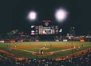 包含C罗焦点对战，杜兰特与50激战篮网分钟，战术调整胜负难料！观众掌声雷动的词条